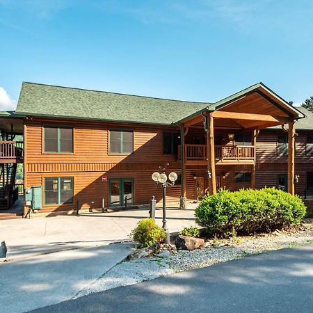 Hickory Ridge By Avantstay Incredible Private Elevated Cabin Sleeps 20 Gatlinburg Eksteriør bilde