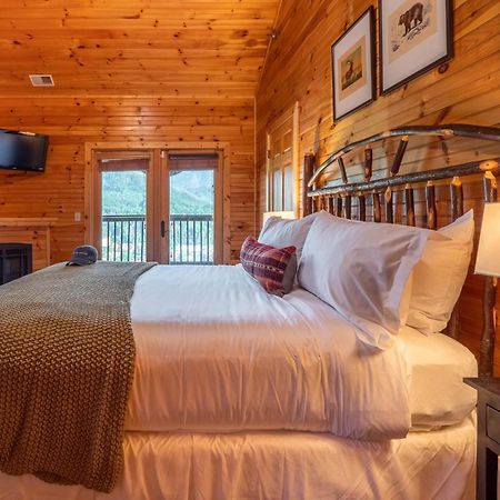 Hickory Ridge By Avantstay Incredible Private Elevated Cabin Sleeps 20 Gatlinburg Eksteriør bilde
